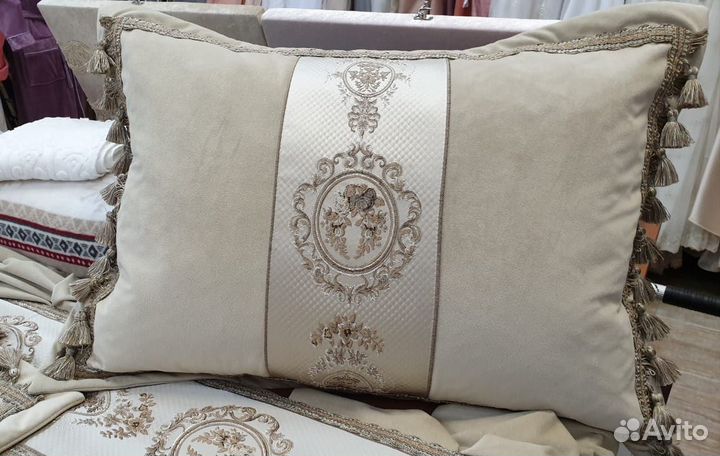 Продавец непродовольственных товаров