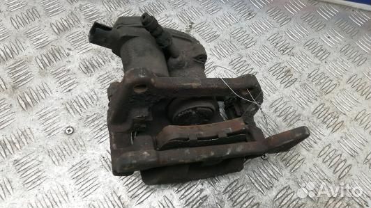 Суппорт тормозной задний правый audi Q5 (LKR08OP01