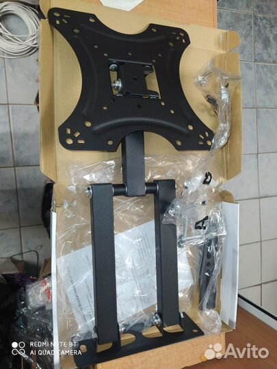 Кронштейн для телевизора поворотный