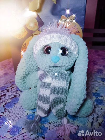 Вязаный заяц ручная работа