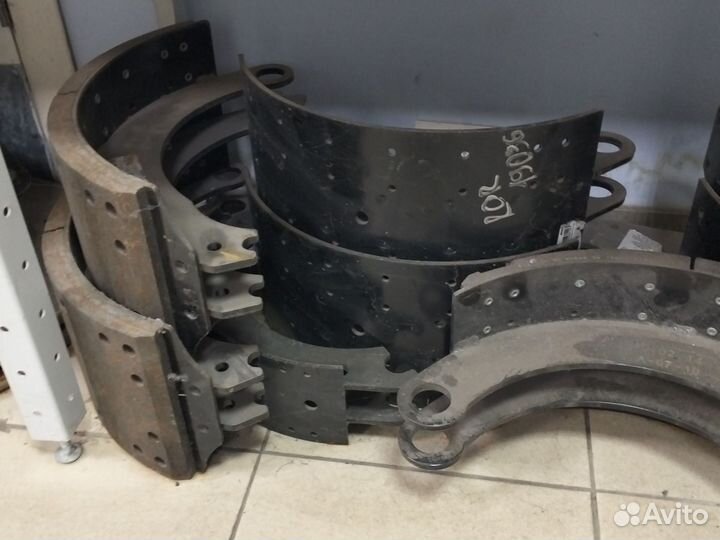 Грузовые запчасти