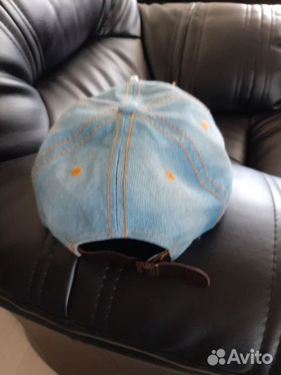 Женская бейсболка со стразами