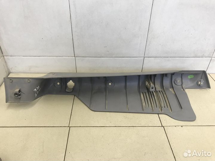 Направляющая шторки багажника Almera Tino 2000-200