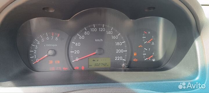 Kia Cerato 2.0 МТ, 2004, 302 000 км