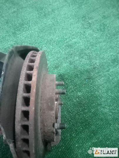 Ступица передняя правая toyota camry