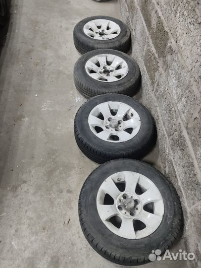 Колеса вместе с резиной