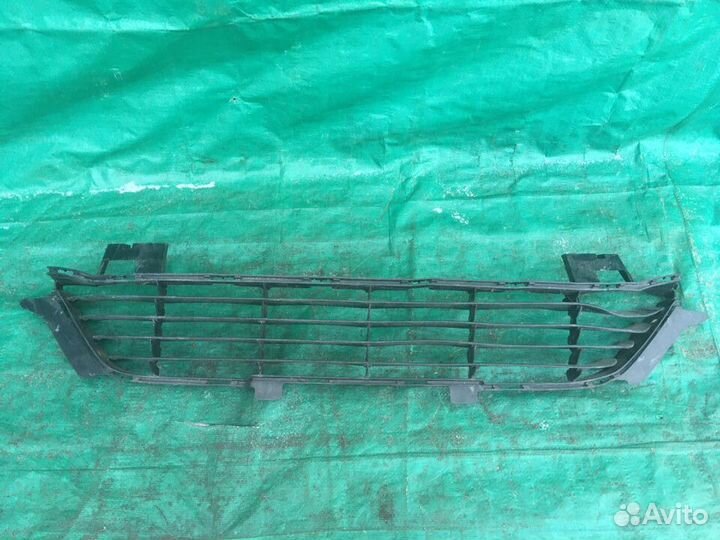 Решетка в бампер Toyota Fortuner Тойота Форчунер