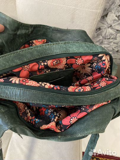 Сумка натуральная кожа новая темно зеленая