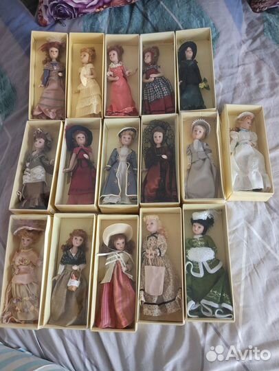 Продам куклы фарфоровые