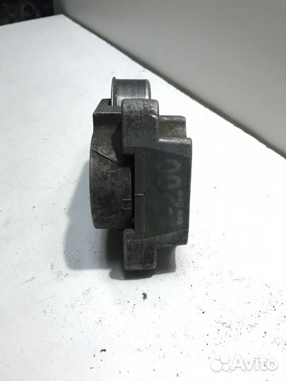 Натяжитель ремня Mitsubishi L200