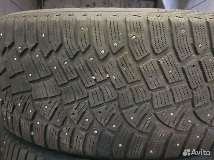 Continental IceContact 2 SUV 275/45 R20