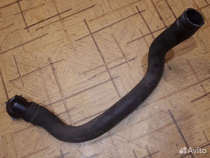 Патрубок радиатора фольксваген пассат б6