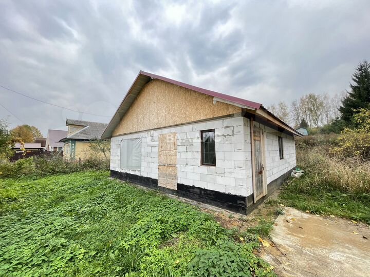 Дом 100 м² на участке 10 сот.