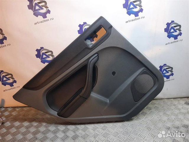 Обшивка двери задней левой Ford Focus 2 1.4 asda