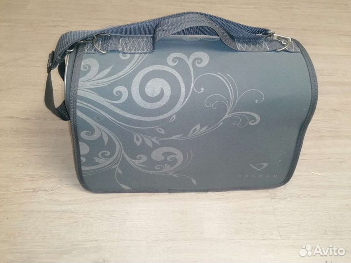 Переноска для кошек и собак