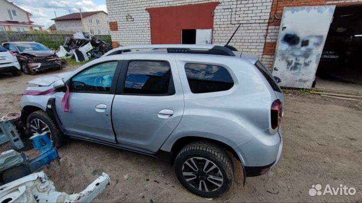 Кузов на запчасти Renault Duster 2