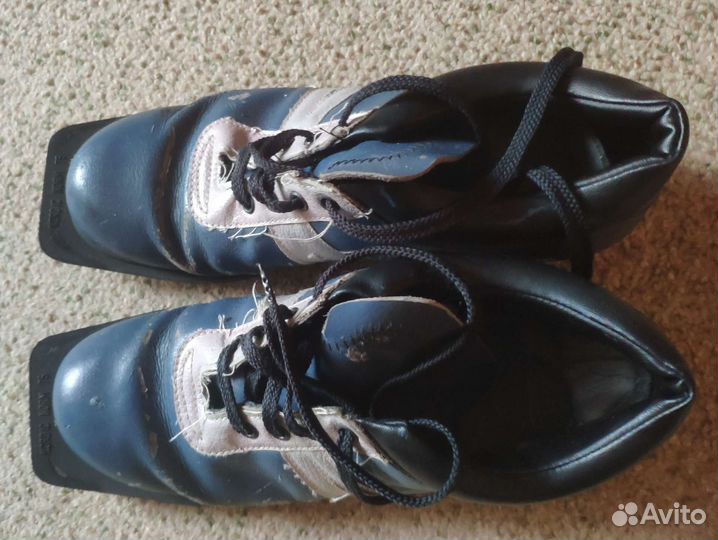 Лыжные ботинки СССР