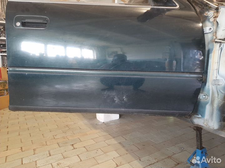 Дверь на toyota camry 10