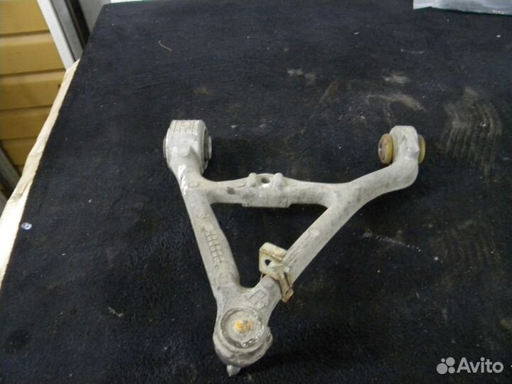 Рычаг задний верхний Jaguar XJ Long 351