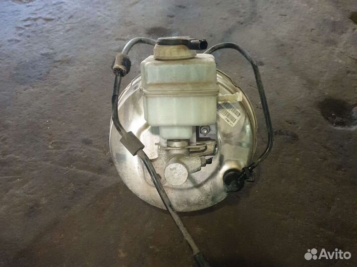 Вакуумный усилитель тормозов в сборе бмв f01