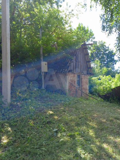 Дом 32 м² на участке 27 сот.