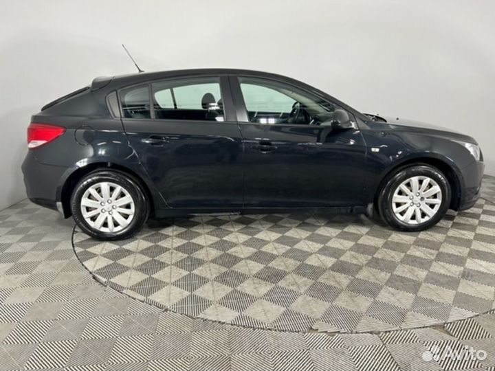 Chevrolet Cruze 1.6 AT, 2012, 140 335 км