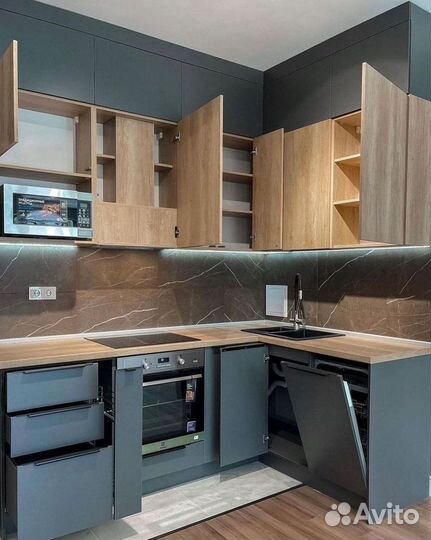 Кухня угловая до потолка