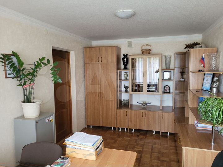 13 офисов на Малиновского, 278 м²