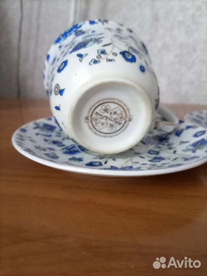 Чашка с блюдцем и конфетница