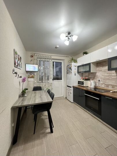 2-к. квартира, 46 м², 5/17 эт.