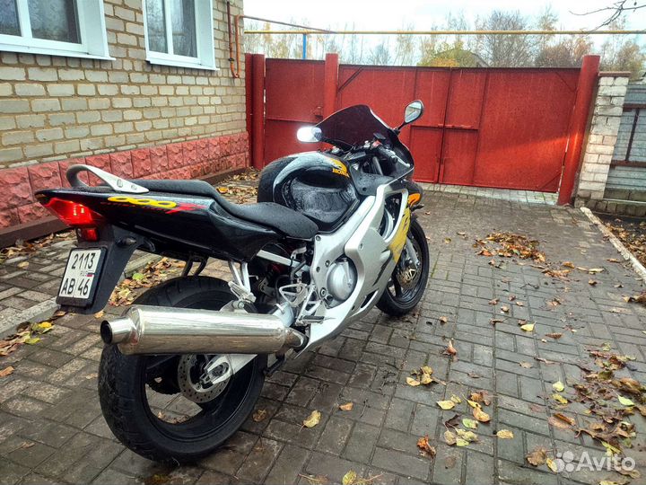 Honda CBR 600 F4
