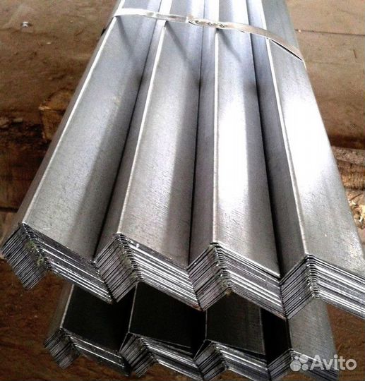 Уголок металлический