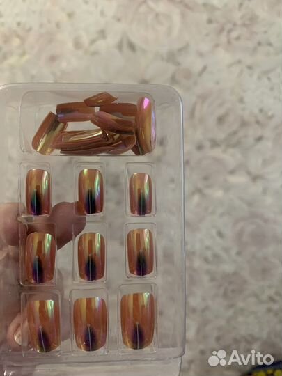 Накладные ногти без клея