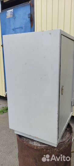 Шкаф металлический сейф