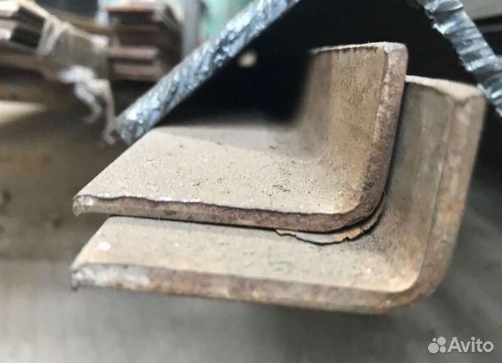 Уголок неравнополочный 100x63 GN-2317