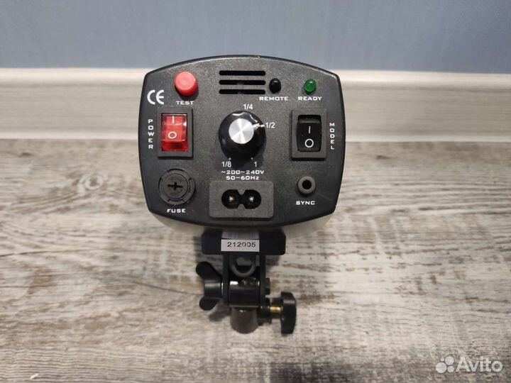 Студийная вспышка Falcon eyes ss-150b