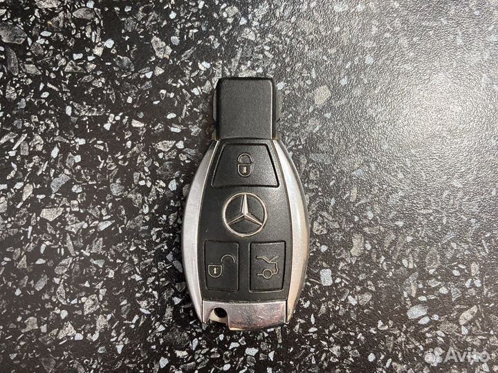 Ключь рыбка mercedes