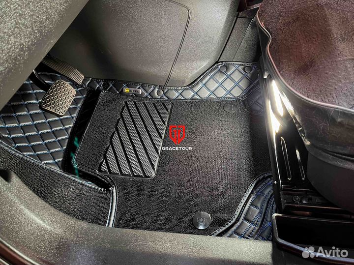 Автоковрики в багаж Opel Zafira