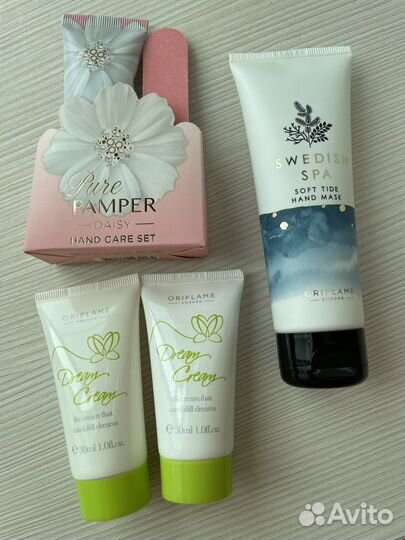 Набор уходовой косметики для тела и волос пакетом
