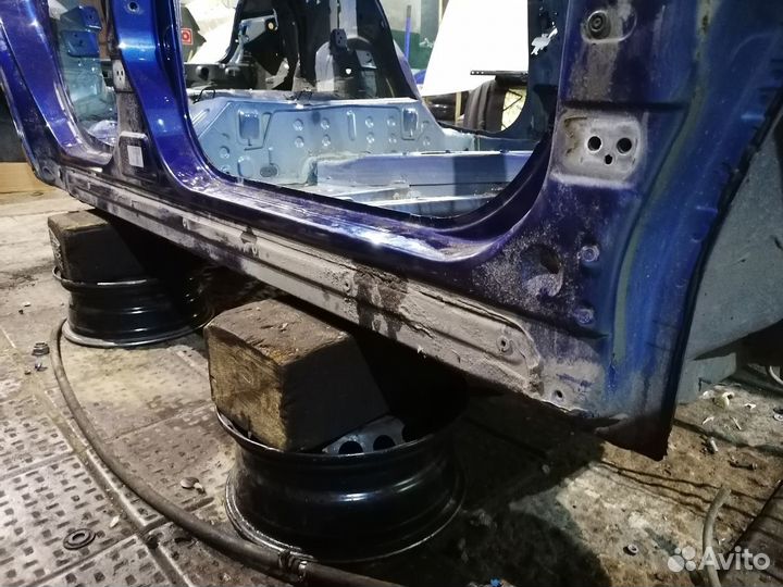 Порог Nissan almera G15 Прав