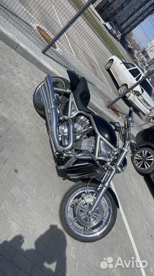 Harley-davidson v-rod