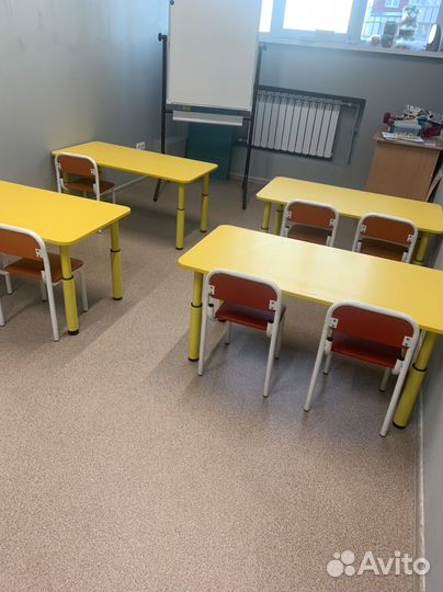 Детская парта со стулом