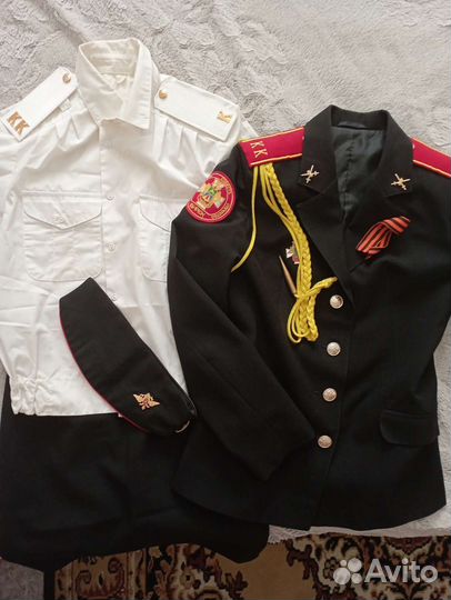 Кадетская женская форма парадная