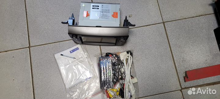 Штатное головное устройство toyota rav 4 c 13 года