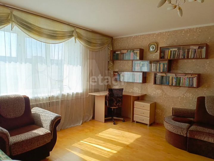 2-к. квартира, 74,3 м², 8/10 эт.