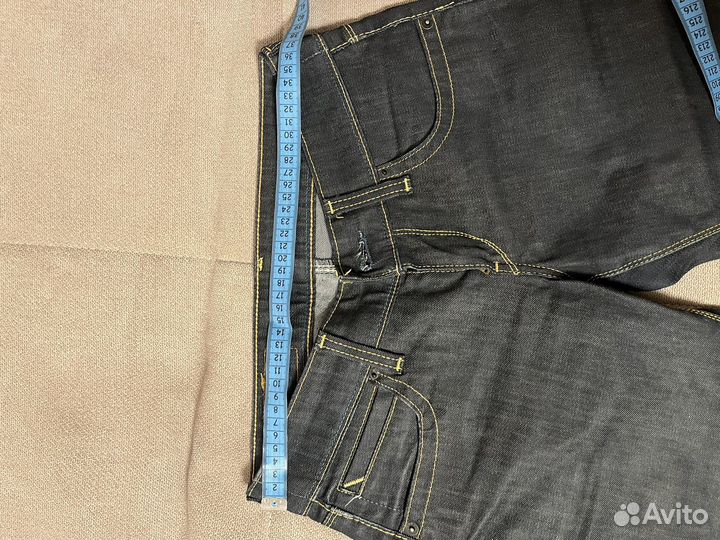 Джинсы бриджи Levi's, 42 размер