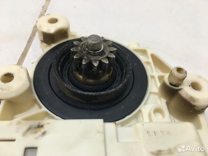 Моторчик стеклоподъемника Ford Focus 2 CB4 2008-20