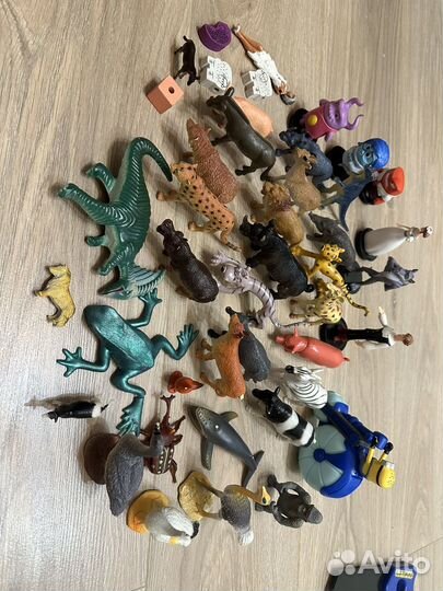 Лот фигурки животных и герои мультфильмов
