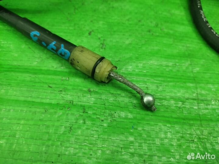 Тросы ручника задние Audi Q7 2005-2015