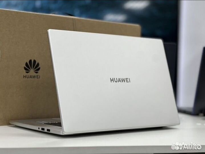 Новый Huawei 15.6 Ryzen 7 5th 16G Металл
